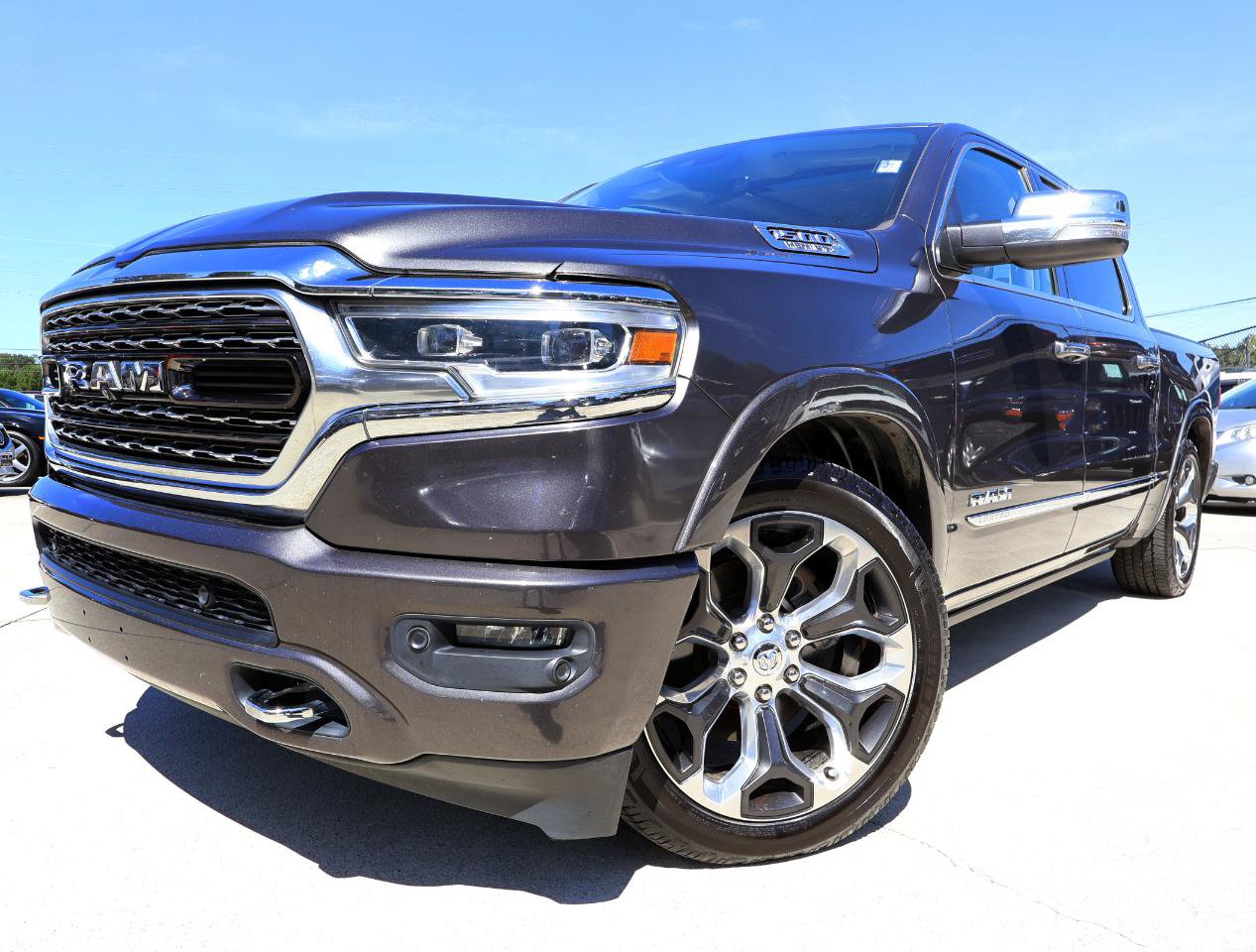 Used 2019 RAM 1500 Limited AWD/4WD image 2