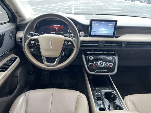 Used 2021 Lincoln Corsair Reserve w/ Equipment Group 201A image 10