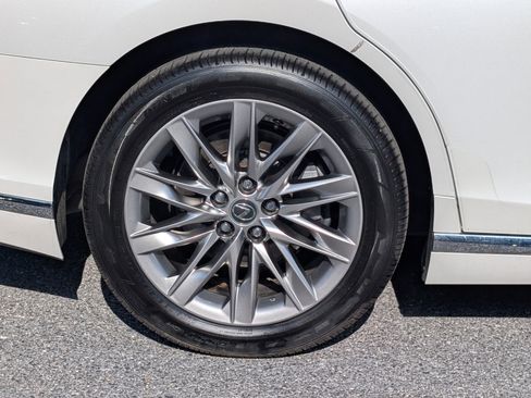 Certified 2022 Lexus LS 500 AWD w/ Interior Upgrade Package image 10