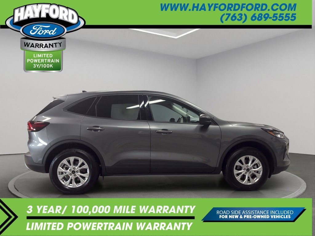 Used 2026 Ford Escape Active w/ Cold Weather Package AWD/4WD image 8