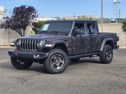 Used 2022 Jeep Gladiator Rubicon w/ Cold Weather Group AWD/4WD image 1