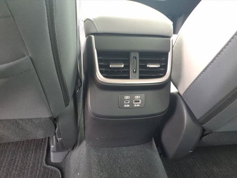 Used 2023 Subaru Legacy Premium AWD/4WD image 27