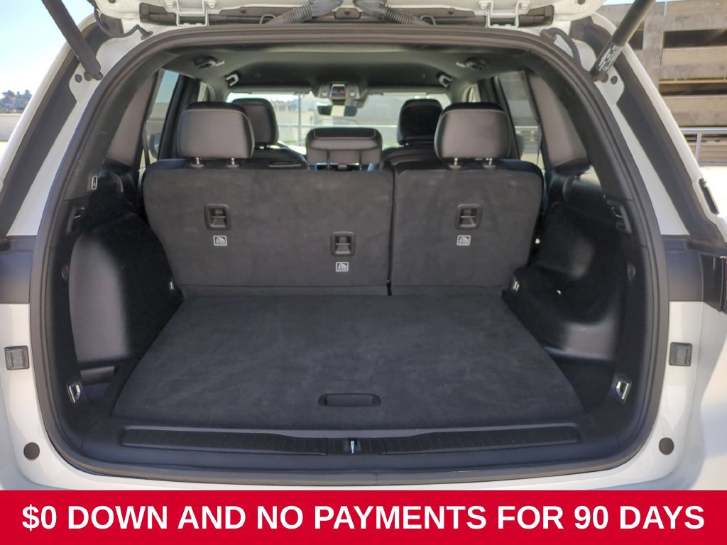 Used 2025 Jeep Grand Cherokee Altitude AWD/4WD image 23