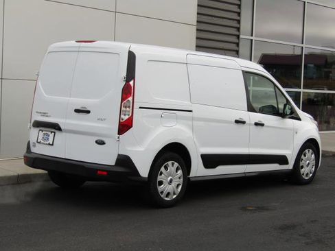 Used 2020 Ford Transit Connect XLT image 6