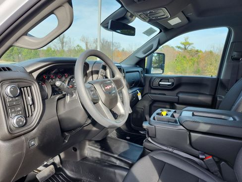 New 2026 GMC Sierra 2500 Pro image 10