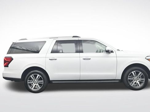 Used 2024 Ford Expedition Max Limited AWD/4WD image 4
