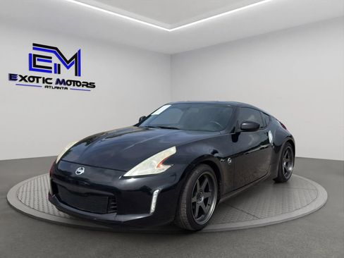 Used 2017 Nissan 370Z Coupe RWD image 1