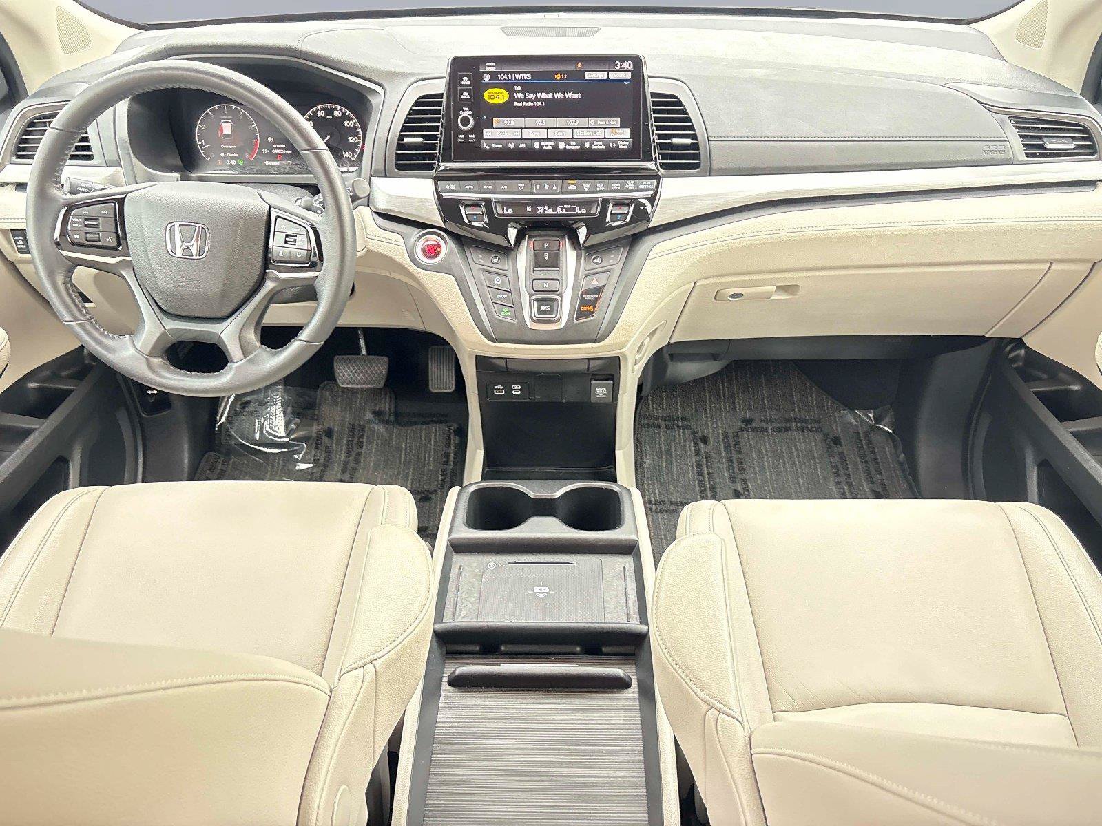 Certified 2025 Honda Odyssey EX-L image 17