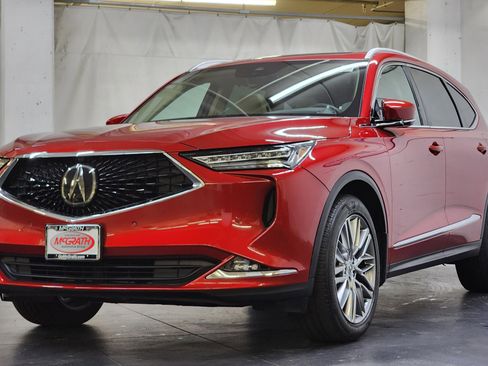 Used 2023 Acura MDX SH-AWD w/ Advance Package image 11