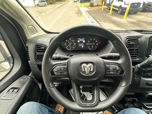 Used 2023 RAM ProMaster 2500 w/ Convenience Group image 9