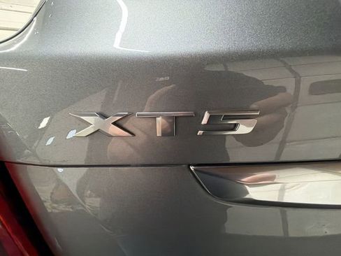 Used 2025 Cadillac XT5 Premium Luxury image 34