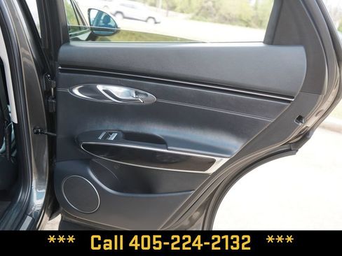 Used 2025 Genesis GV70 2.5T AWD/4WD image 22