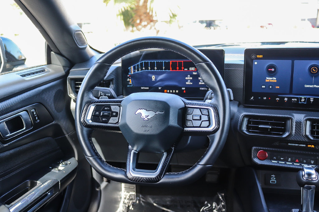 Used 2025 Ford Mustang GT RWD image 15