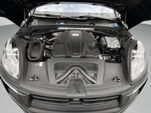 Used 2026 Porsche Macan GTS AWD/4WD image 22