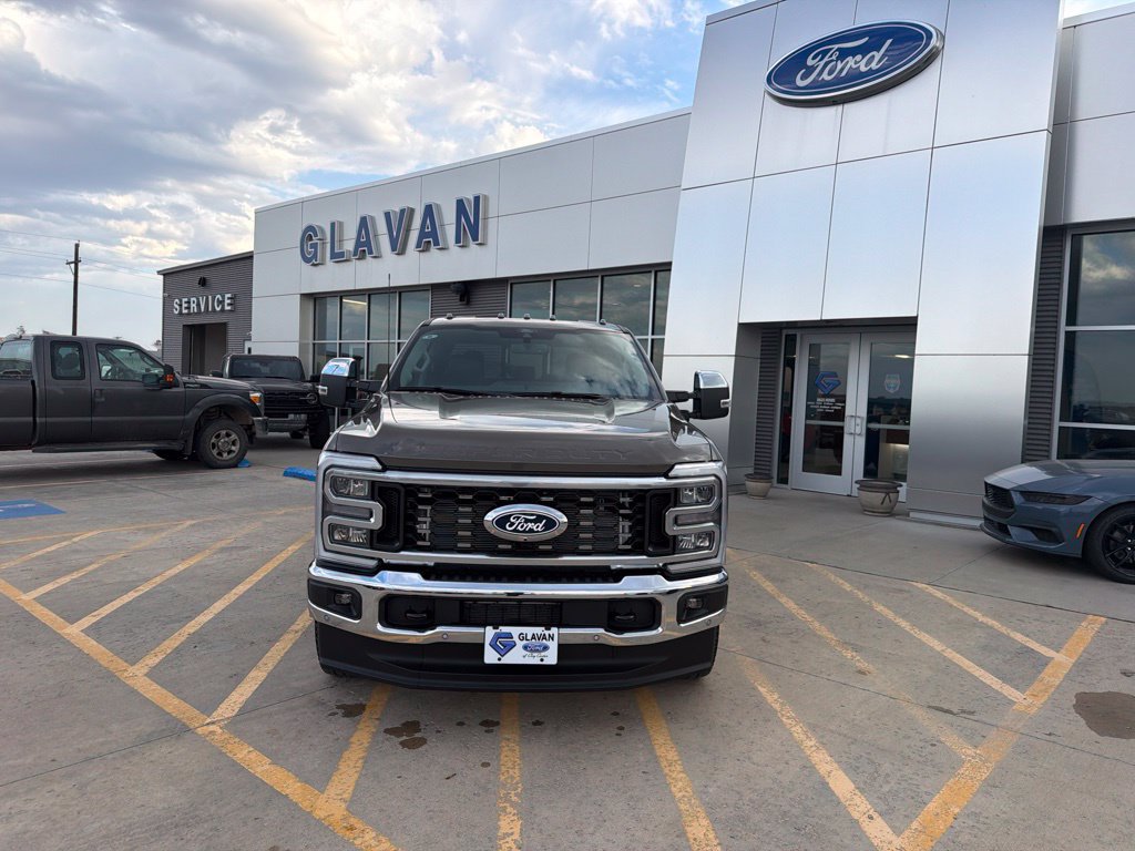 New 2027 Ford F350 Lariat w/ Lariat Premium Package AWD/4WD image 2