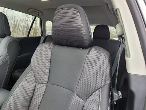 Certified 2025 Subaru Outback Premium w/ Popular Package #1A image 11