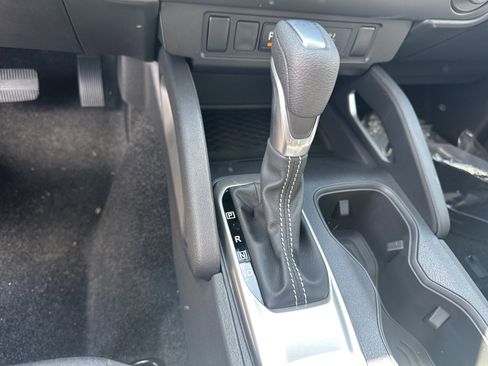 New 2025 Nissan Frontier SV image 25