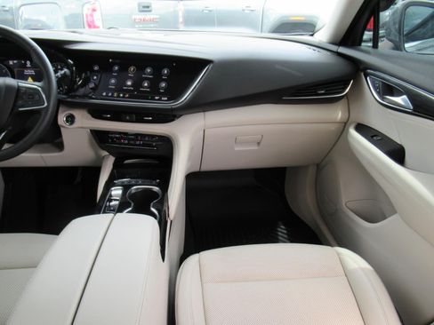 Used 2023 Buick Envision Essence AWD/4WD image 14