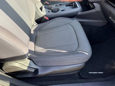 Used 2024 Subaru Crosstrek 2.0i Premium image 10
