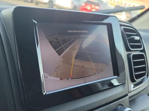 Used 2025 RAM ProMaster 2500 w/ Convenience Group image 15