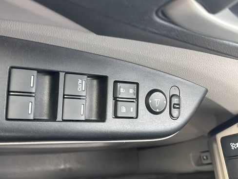 Used 2014 Honda CR-V LX image 30