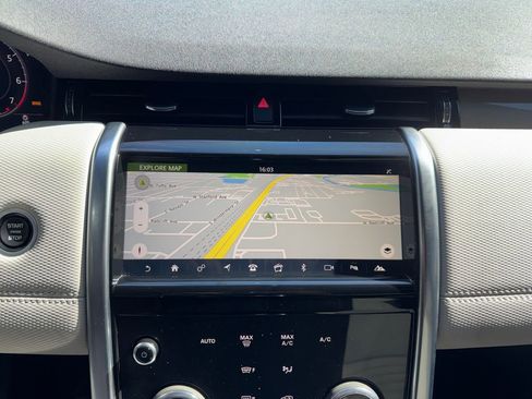 Used 2020 Land Rover Discovery Sport SE R-Dynamic AWD/4WD image 19