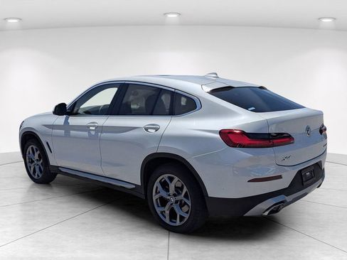 Used 2025 BMW X4 xDrive30i AWD/4WD image 6