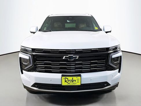New 2026 Chevrolet Suburban High Country w/ Sun And Tow Package AWD/4WD image 2