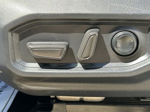 Used 2024 Toyota Tundra Limited image 15