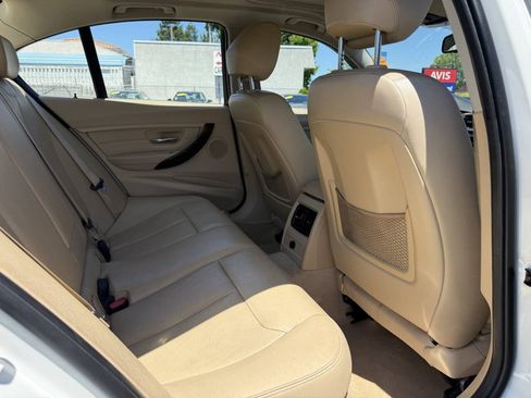 Used 2014 BMW 328i Sedan RWD image 12