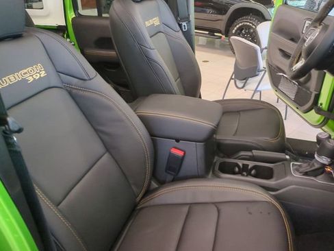 New 2025 Jeep Wrangler Unlimited Rubicon 392 image 29