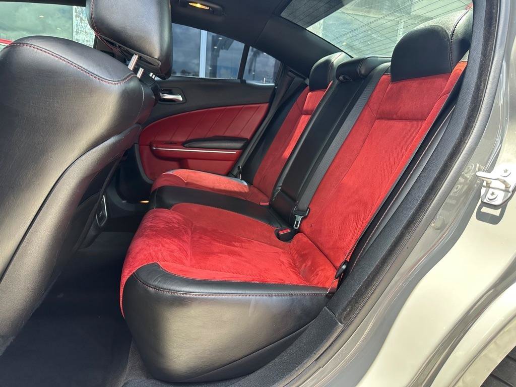 Used 2018 Dodge Charger R/T Scat Pack w/ Dynamics Package RWD image 27