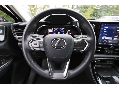 Used 2025 Lexus NX 250 FWD w/ Premium Package image 13