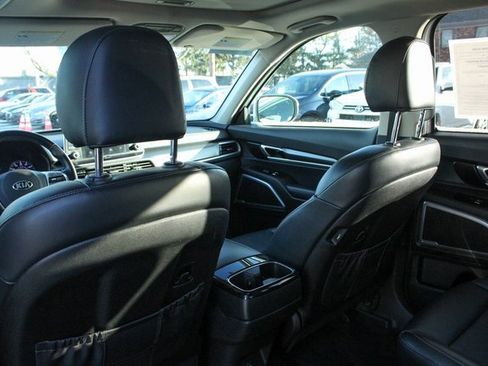 Used 2020 Kia Telluride S image 32