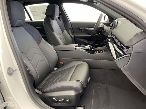 New 2026 BMW i5 eDrive40 w/ M Sport Package AWD/4WD image 20