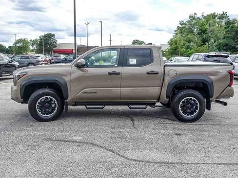 New 2026 Toyota Tacoma TRD Off-Road AWD/4WD image 5