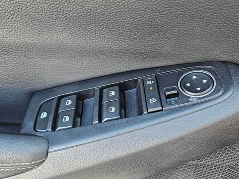 Used 2024 Kia Seltos S AWD/4WD image 18