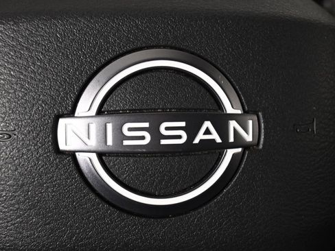 Used 2025 Nissan Rogue SV AWD/4WD image 36