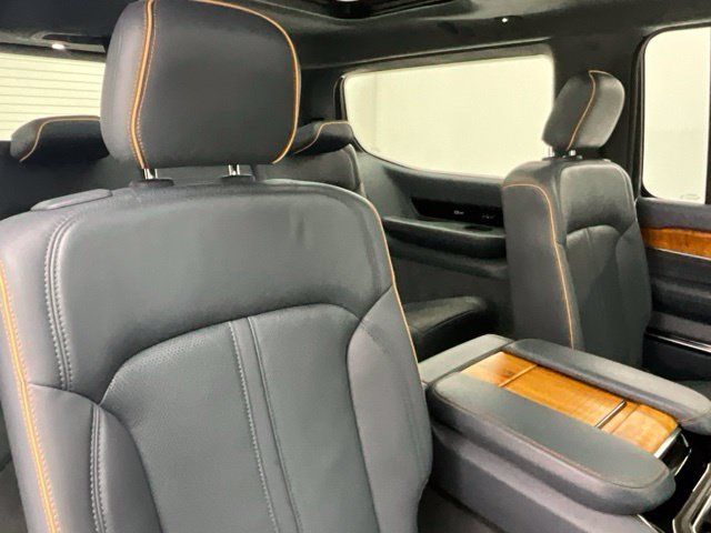 Used 2022 Jeep Grand Wagoneer Series II w/ Convenience Group III AWD/4WD image 24