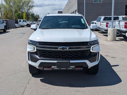 Used 2021 Chevrolet Tahoe Z71 w/ Luxury Package AWD/4WD image 9