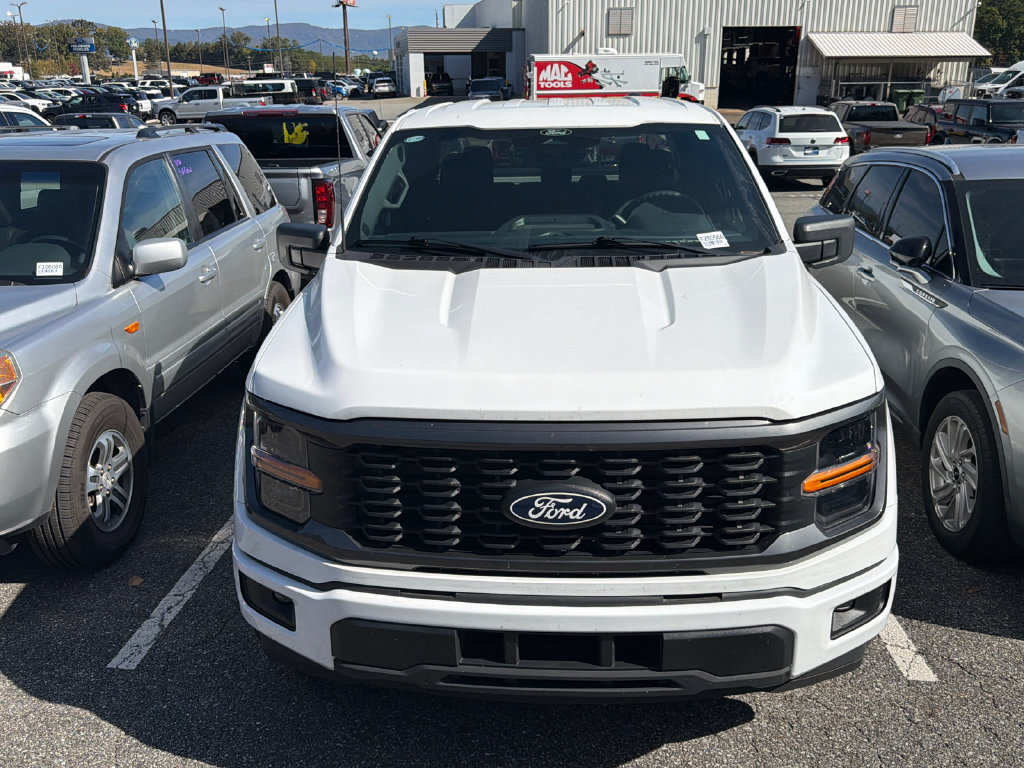 Used 2025 Ford F150 STX w/ Equipment Group 200A RWD image 14