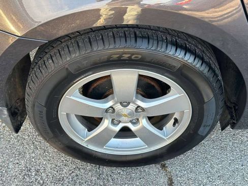 Used 2014 Chevrolet Cruze LT image 21