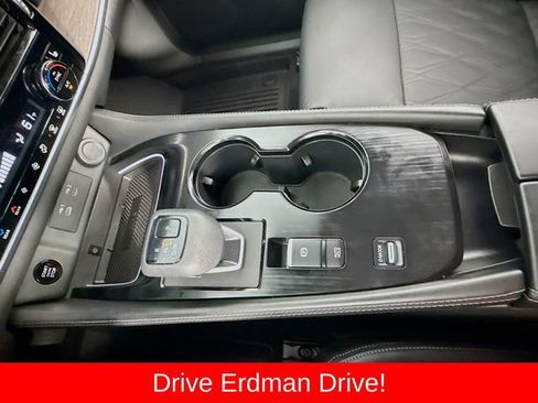 Used 2025 Nissan Rogue Platinum w/ Platinum Premium Package FWD image 19