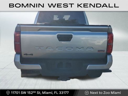 Used 2024 Toyota Tacoma Limited image 6