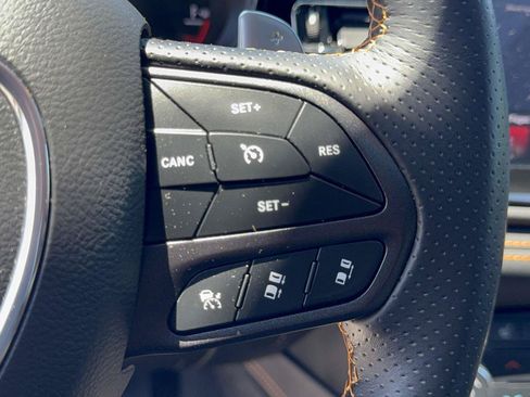 Used 2023 Dodge Durango R/T AWD/4WD image 23