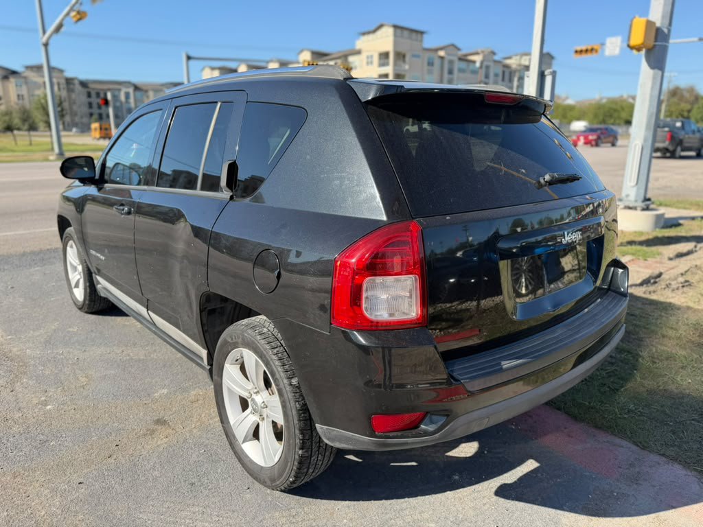 Used 2011 Jeep Compass 2WD image 8