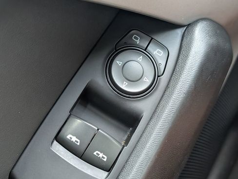Used 2020 Chevrolet Camaro LT RWD image 10