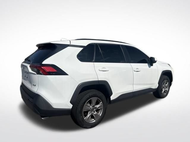 Used 2023 Toyota RAV4 XLE FWD image 4