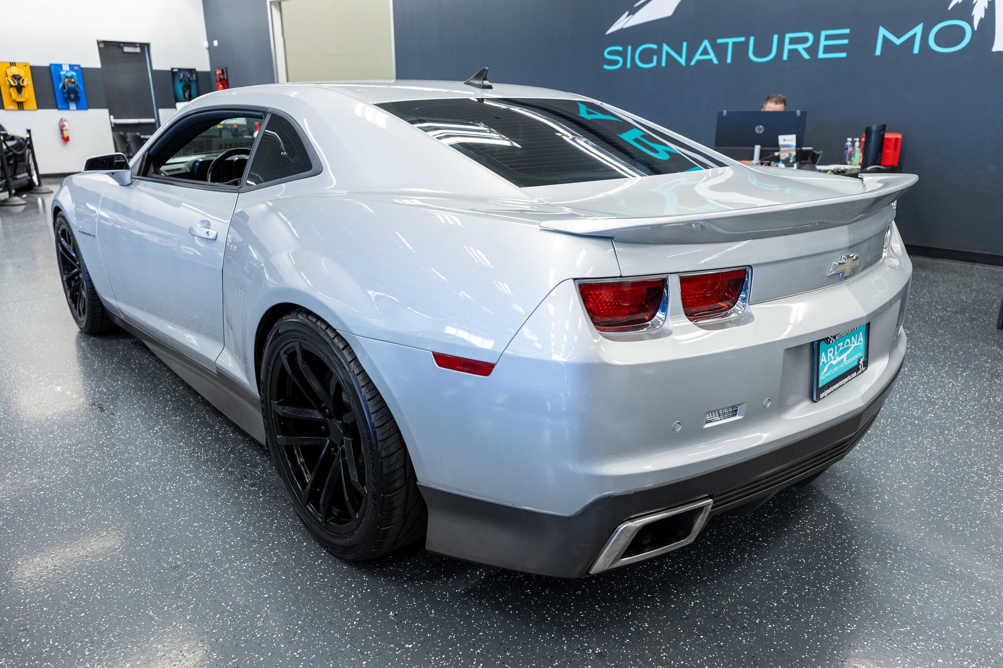Used 2011 Chevrolet Camaro SS w/ LPO, Ground Effects Package RWD image 8