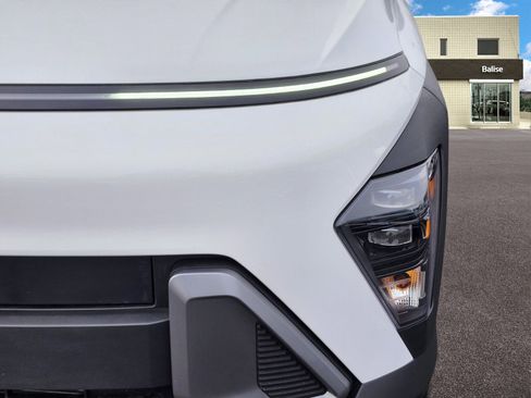 New 2026 Hyundai Kona SE image 10